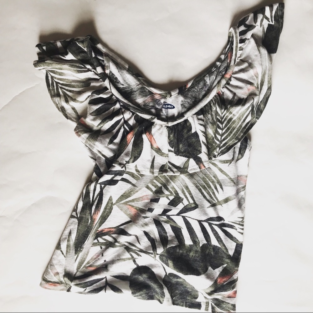 Tropical pattern, ruffle top.